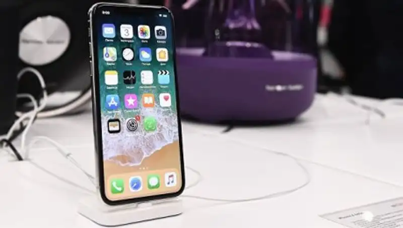 Аналитики спрогнозировали исчезновение iPhone X с рынка