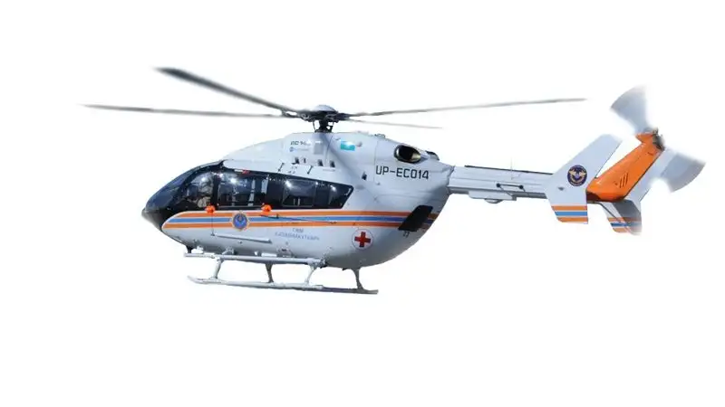 В ЗКО вертолет совершил жесткую посадку