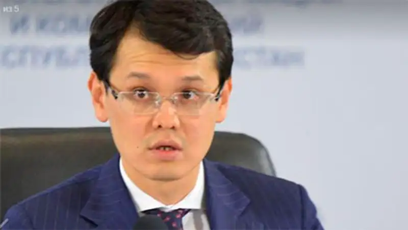 Б.Мусин предложил обязать детсады устанавливать камеры для просмотра видео родителями