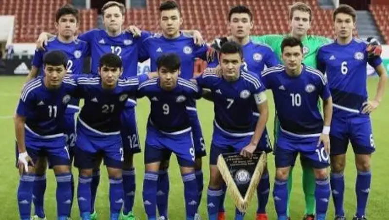 Юношеская сборная Казахстана по футболу победила Армению