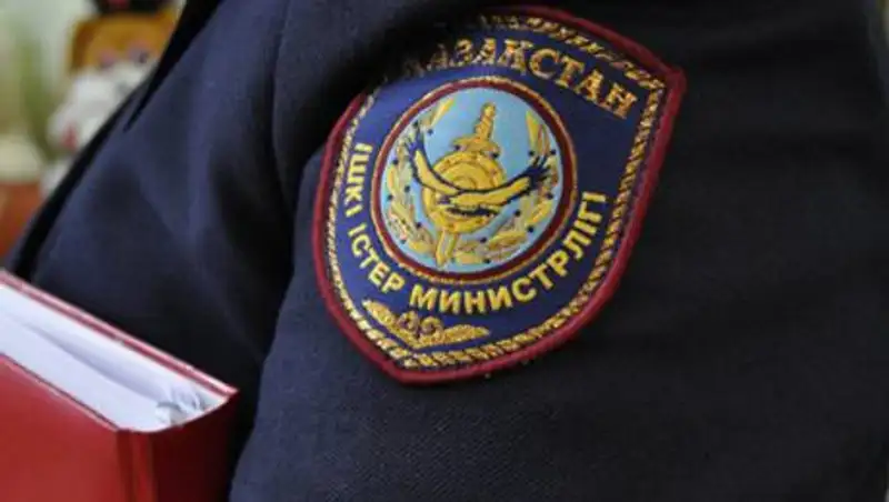 В Караганде полицейских обвиняют в пытках над педофилом
