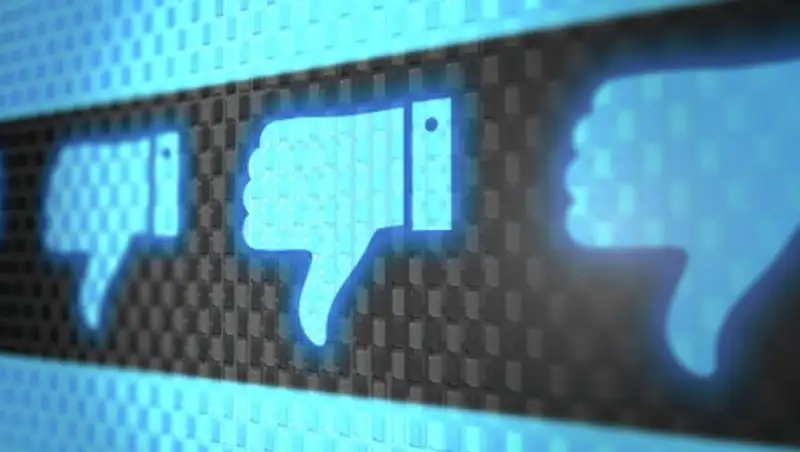 Facebook и Instagram запретят пользователям покупку оружия онлайн