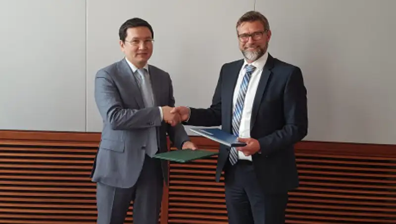 Холдинг "Байтерек" и агентство "Ойлер Гермес" заключили соглашение на 1 млрд евро