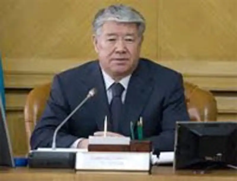 Ахметжан Есимов рассказал депутатам маслихата Алматы о текущем социально-экономическом развитии города, фото - Новости Zakon.kz от 14.09.2012 20:36
