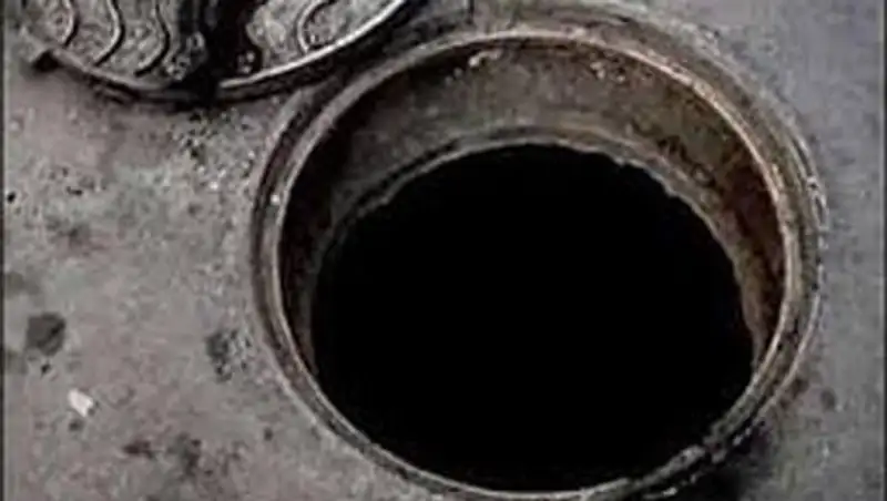 В Караганде на территории разрушенного десткого сада обнаружили труп женщины