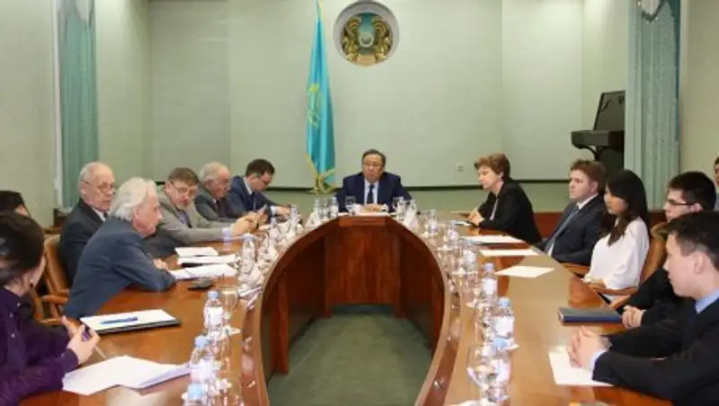 Представители интеллигенции Москвы обсудили политические и экономические реформы в РК