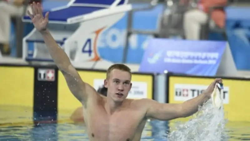 Казахстанец Дмитрий Баландин  прошел в финал чемпионата мира по водным видам спорта