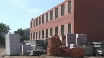 В Казахстане на изъятые у коррупционеров деньги профинансировали строительство 62 школ, фото - Новости Zakon.kz от 17.08.2023 08:09