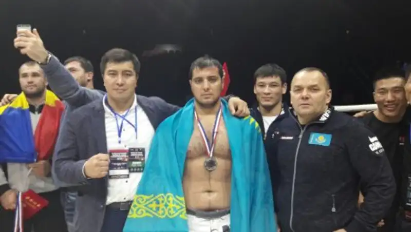 Сборная Казахстана заняла второе место на чемпионате мира по ММА