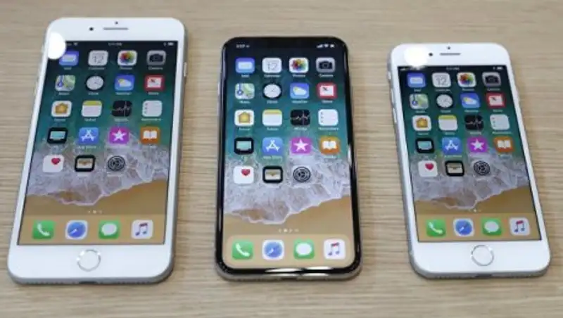 Эксперты сочли сдержанный спрос на новый iPhone 8 хорошим знаком для Apple