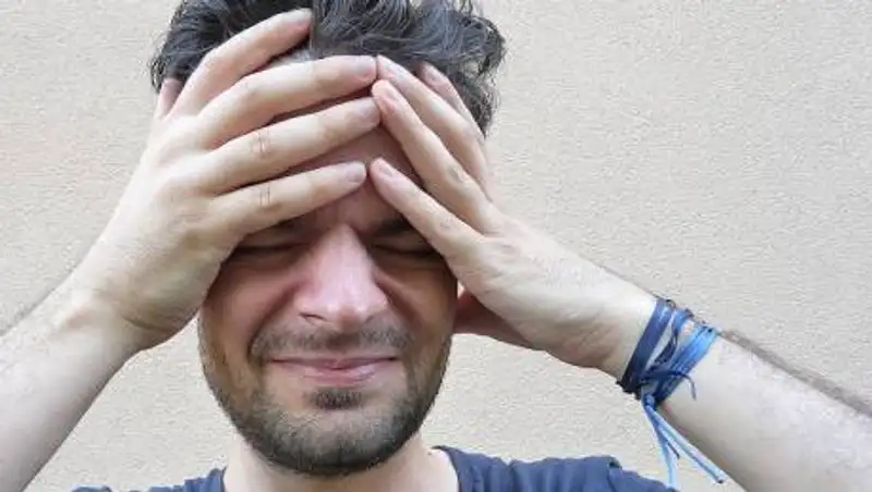 Названа частая ошибка при головной боли