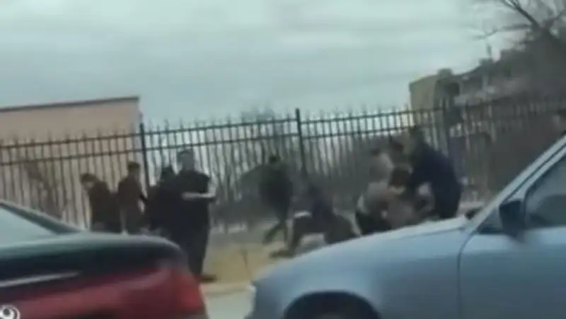 Драка студентов Мангистауского колледжа попала на видео