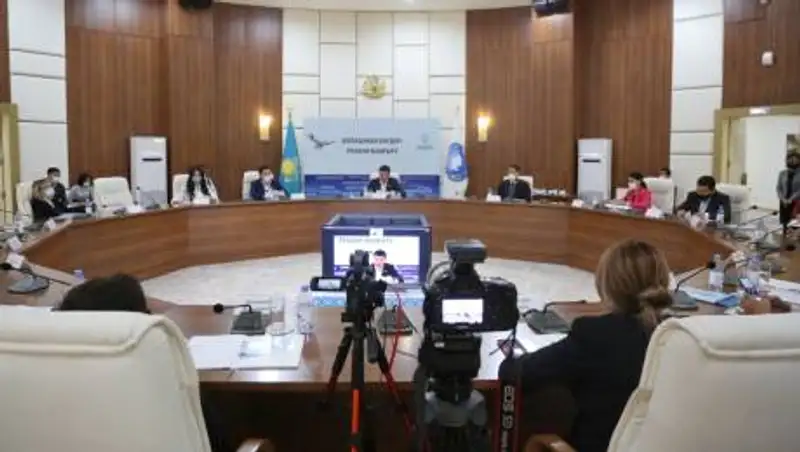 Круглый стол на тему "Болашаққа бағдар: рухани жаңғырудың – үш жылдық белесі" прошел в Нур-Султане