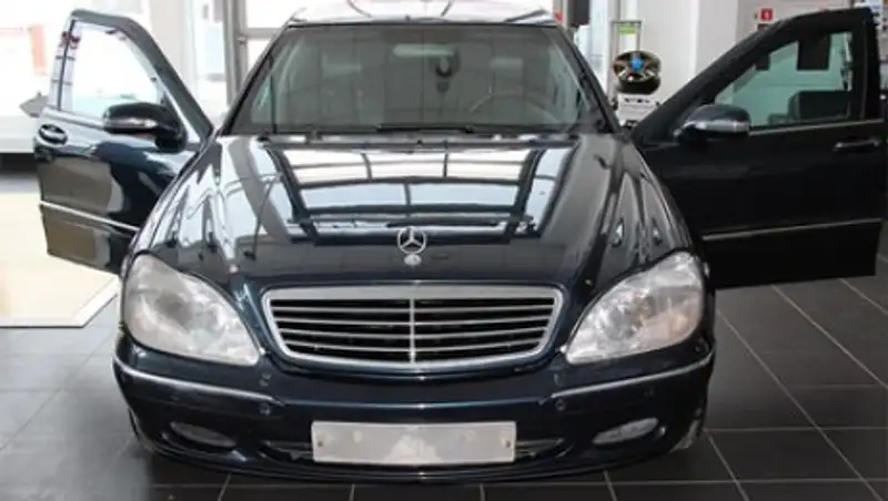 Лимузин Путина продают