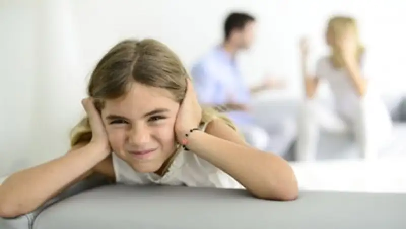 А&#1179;т&#1257;беде ата-анасыны&#1187; &#1201;рысынан шарша&#1171;ан жас&#1257;спірім &#1199;йден &#1179;ашып кеткен