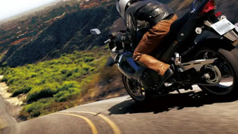 Парень и девушка на мотоцикле погибли в ДТП около Актобе