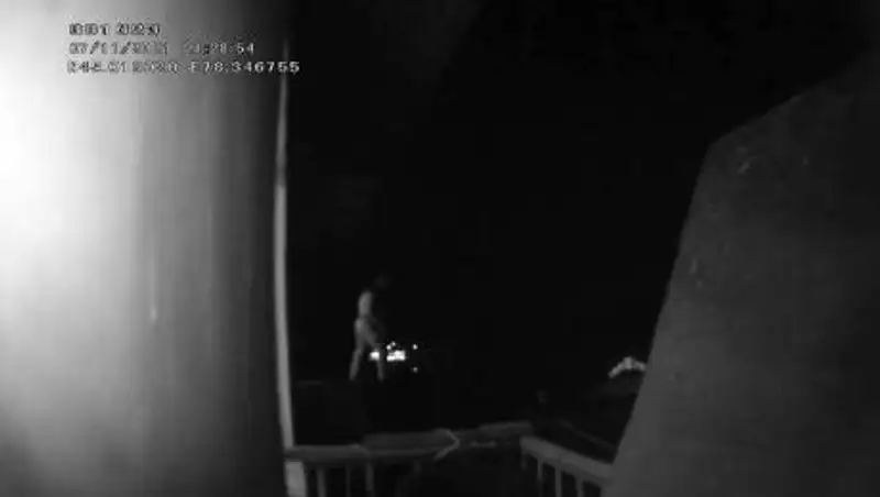 Мужчина пытался сброситься с пятого этажа в Талдыкоргане