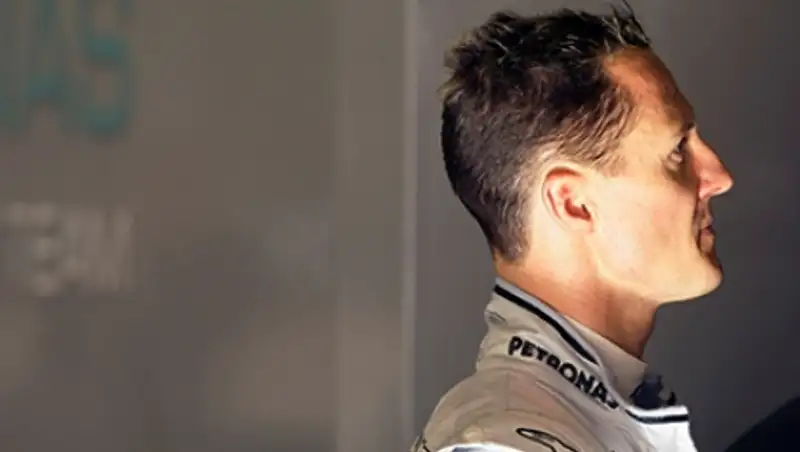 Менеджер Шумахера запретила распространять информацию о здоровье гонщика