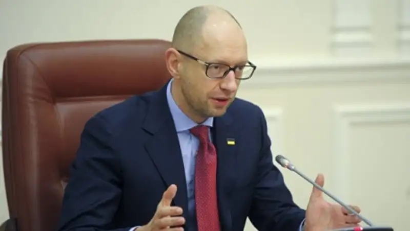 Яценюк призвал провести реформу политической системы Украины