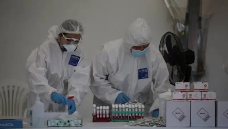 В Казахстане за сутки более 2700 человек заразились COVID-19