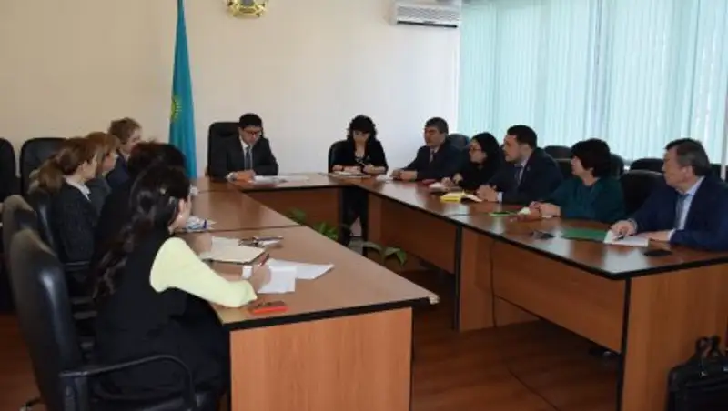 Вопросы лекарственного обеспечения обсудили в Алматы