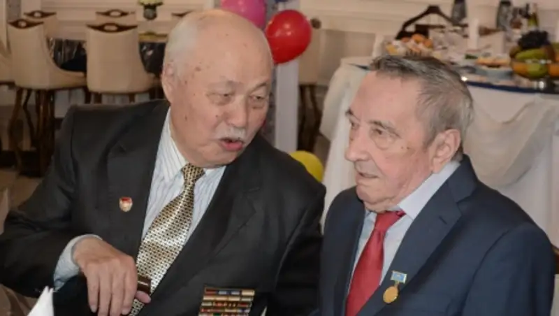 В Кокшетау чествовали ветеранов труда