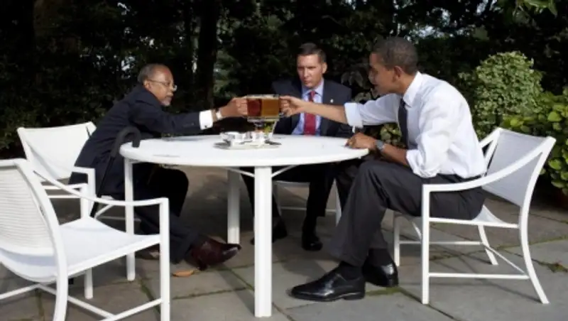 Барак Обама варит в Белом доме медовое пиво