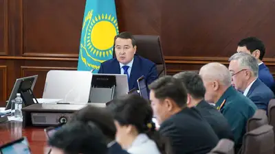 Казахстанцы обоснованно критикуют авиакомпании – Смаилов, фото - Новости Zakon.kz от 30.05.2023 12:28