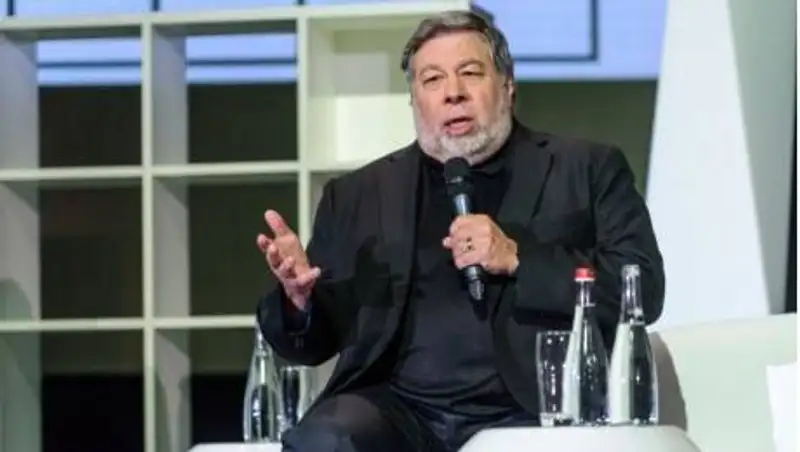 Соучредитель Apple объявил о создании космической компании