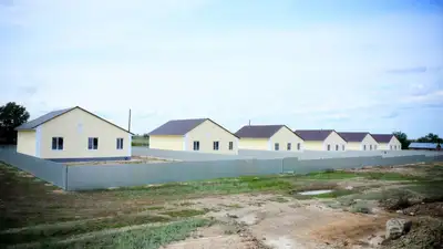 Пострадавшим от весеннего паводка в ЗКО построили новые дома, фото - Новости Zakon.kz от 26.07.2023 16:19