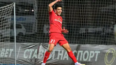 Футбол Лучший игрок сентября, фото - Новости Zakon.kz от 05.10.2022 15:47