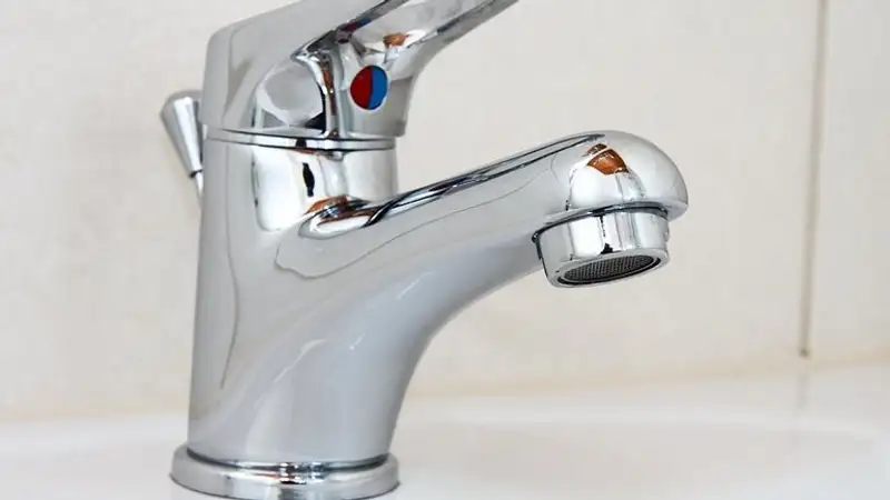 В Уральске несколько многоэтажек отключили от горячего водоснабжения из-за прошедших паводков