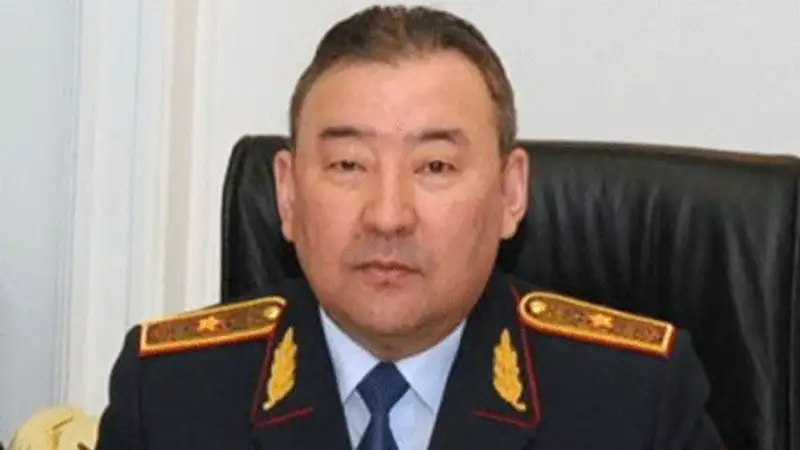 Казахстанцам, появляющимся нетрезвыми в общественных местах, грозит до 2 месяцев ареста, фото - Новости Zakon.kz от 21.11.2013 01:14