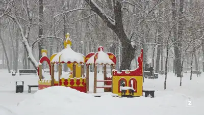 детская площадка, погода, прогноз , фото - Новости Zakon.kz от 20.12.2021 09:26