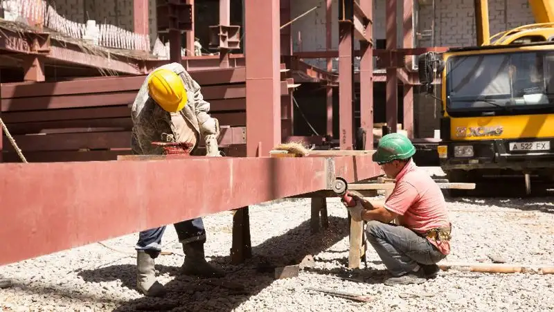 Рост цен на стройматериалы объяснил Жумангарин