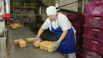 социальный хлеб , фото - Новости Zakon.kz от 03.05.2022 15:24