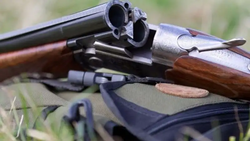 В Акмолинской области полицейским задержан подозреваемый в хищении оружия