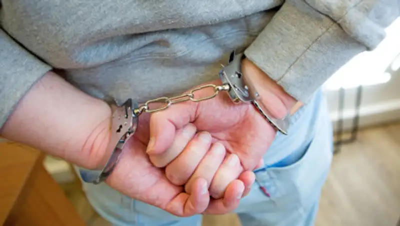 Подозреваемого в изнасиловании 9-летней девочки нашли