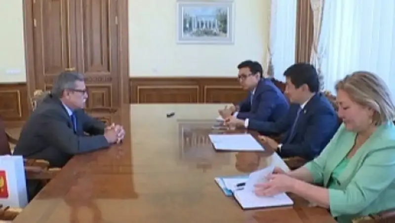 Аким Алматы принял генконсула Российской Федерации