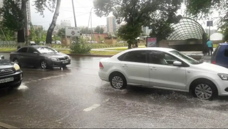 В Алматы за день выпала половина месячной нормы осадков