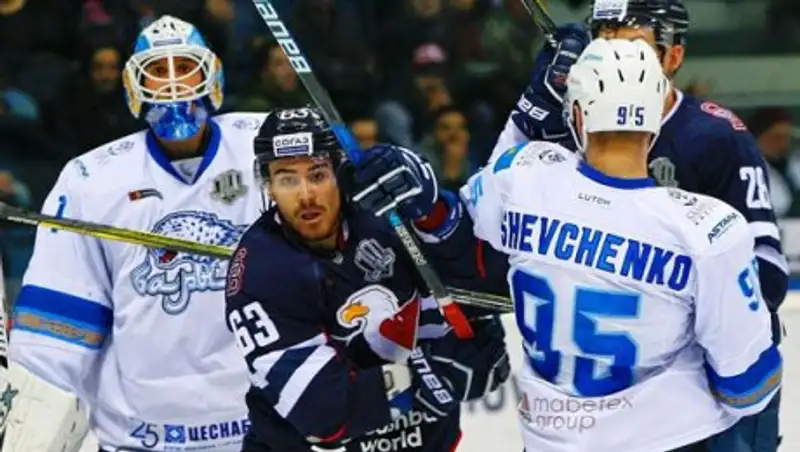 "Барыс" одержал победу над "Слованом"