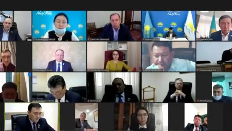 Меры по сдерживанию цен на продукты питания обсудили в Nur Otan