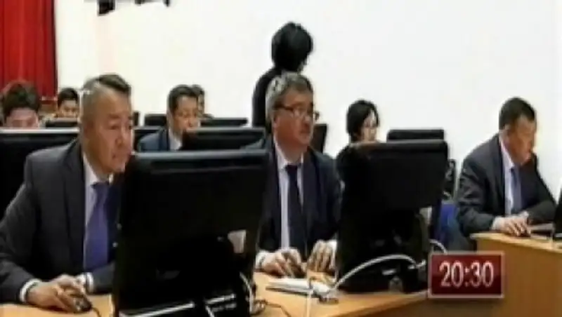 Государственную службу в Казахстане будут развивать по опыту зарубежных стран