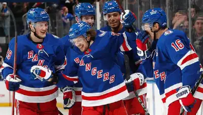 Хоккей НХЛ Форбс, фото - Новости Zakon.kz от 09.12.2021 17:16