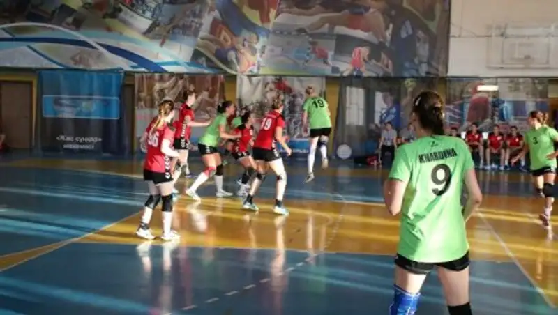 В Алматы стартовал финал чемпионата Казахстана по гандболу среди женских команд