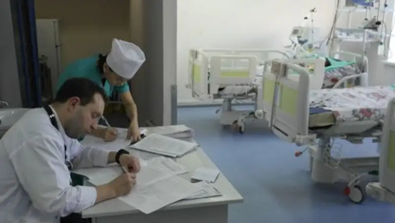 Четверо пострадавших при теракте в Алматы все еще находятся в реанимации