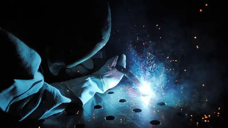 «Железная» леди: жительница Нур-Султана посвятила себя мужской профессии