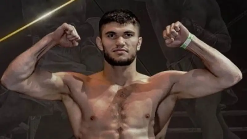 Казахстанский боксер вошел в топ-15 рейтинга WBC