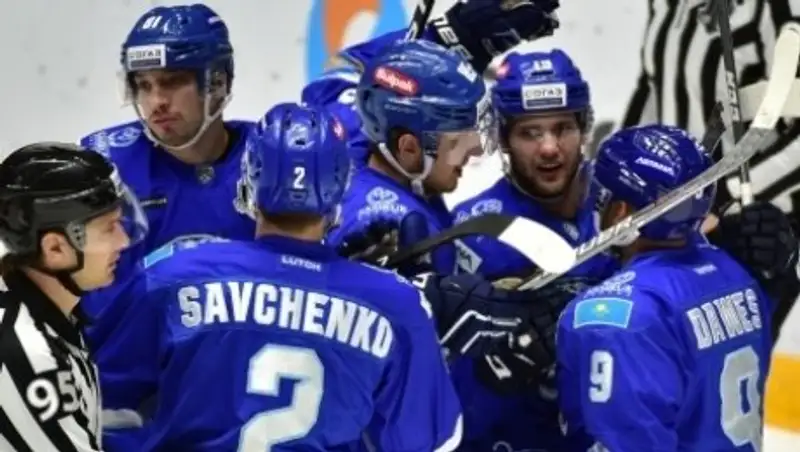 «Барыс» обошел омский «Авангард» в матче КХЛ