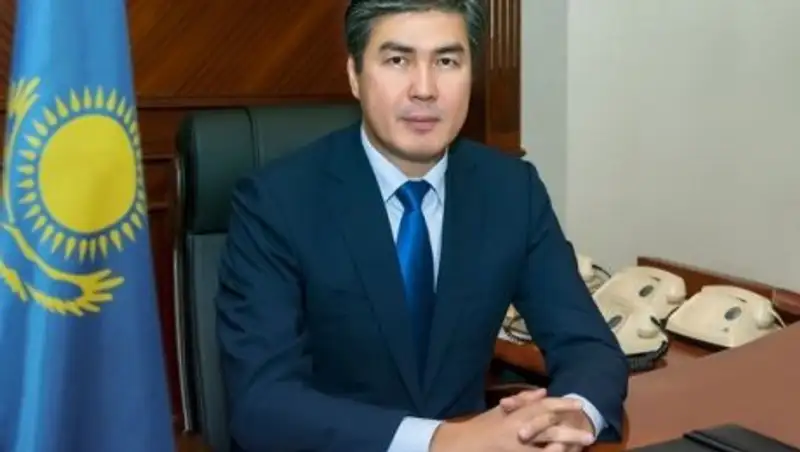Аким Астаны держит на контроле работу по ликвидации последствий сильного ветра